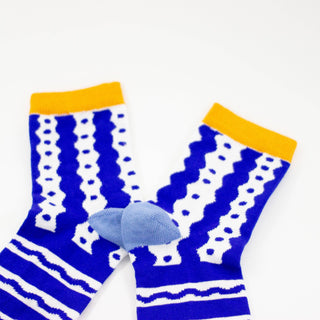 Tengo Socks (size 2-8)